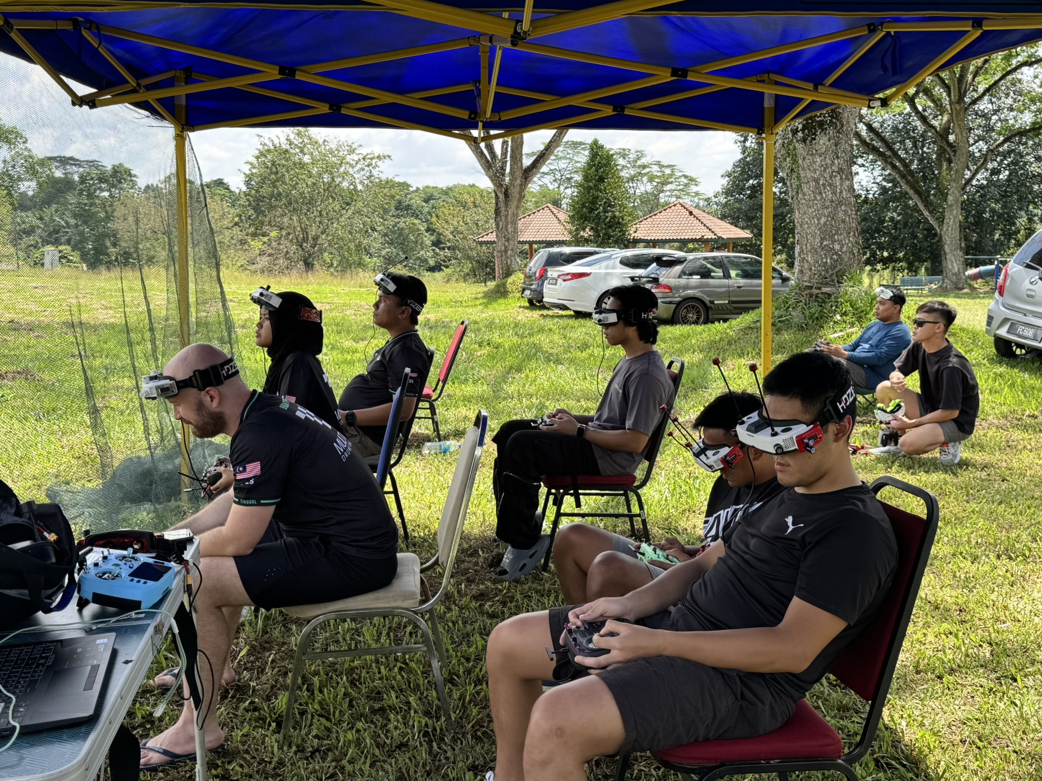 5B830212-161D-4AC6-B86D-E915D870FD30_1_102_o